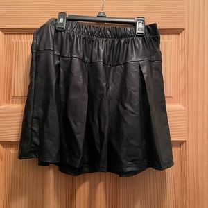 NWT Love Glam Girl Jollia Vegan Leather Pleated Skirt